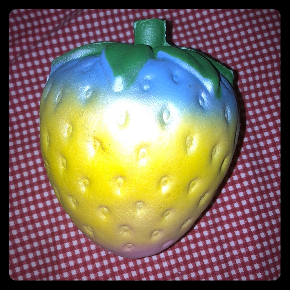 Jumbo rainbow squishy